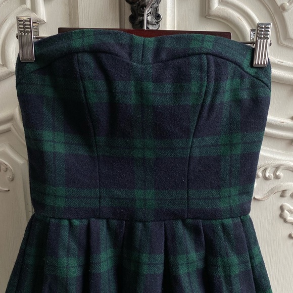 Abercrombie & Fitch Wool Blend Tartan Dress - Picture 10 of 16